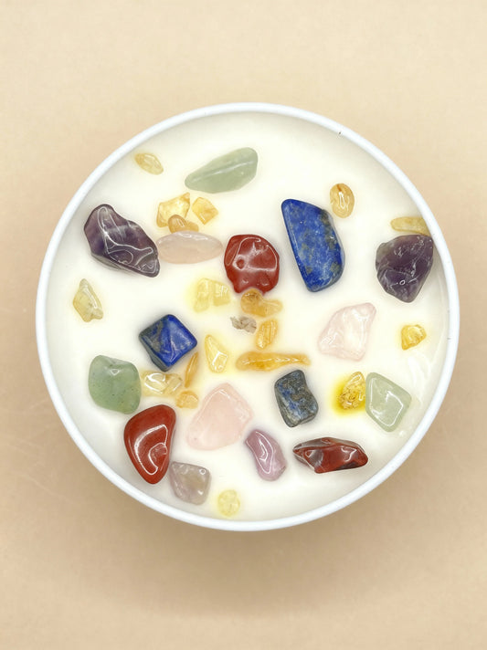 sojas-vaska-svece-energetiskam-lidzsvaram-ar-citrinu-ametistu-un-rozu-kvarcu-marredeco