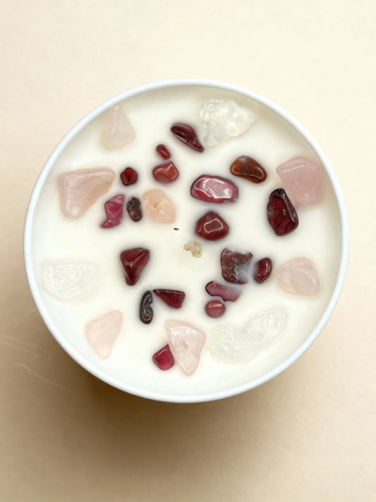 sojas-vaska-svece-sirds-cakras-lidzsvaram-un-emocionalai-dziedinasanai-marredeco