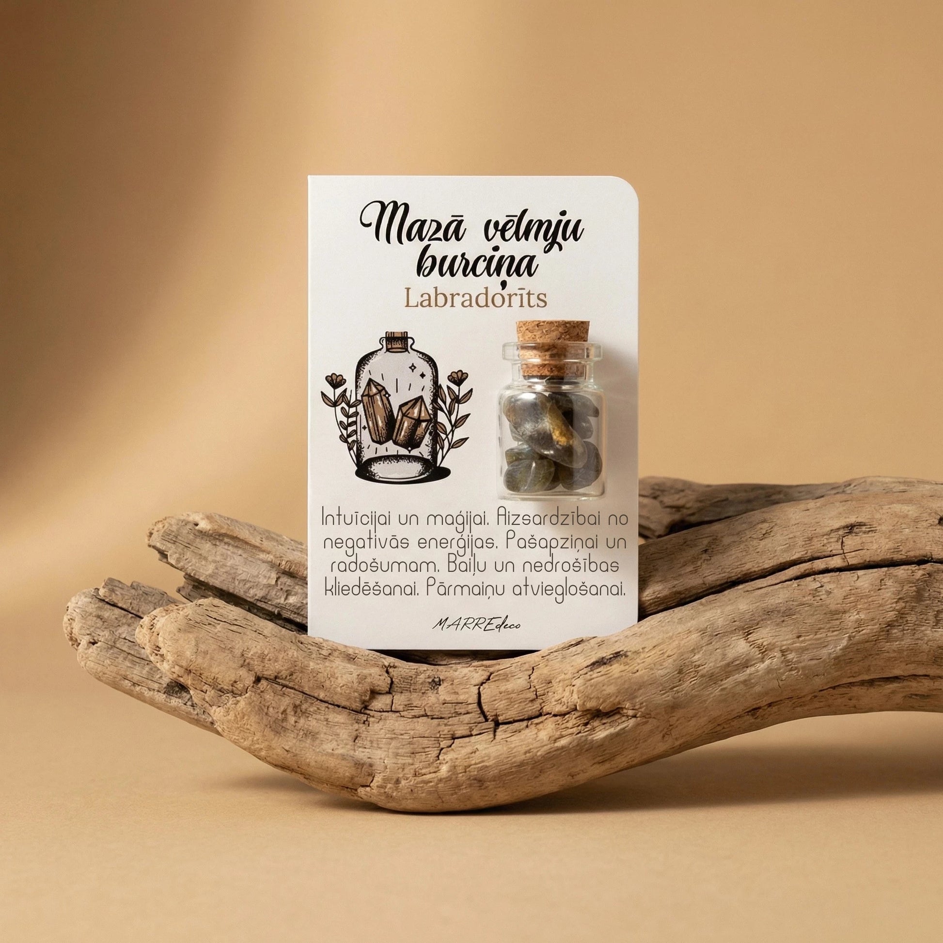 velmju-burcina-labradorits-magijai-un-intuicijai-marredeco