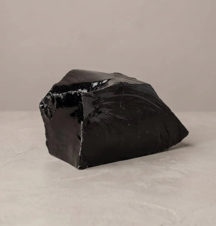 Neapstrādāts MELNAIS OBSIDIĀNS | Spēcīgs aizsardzības un attīrīšanas kristāls