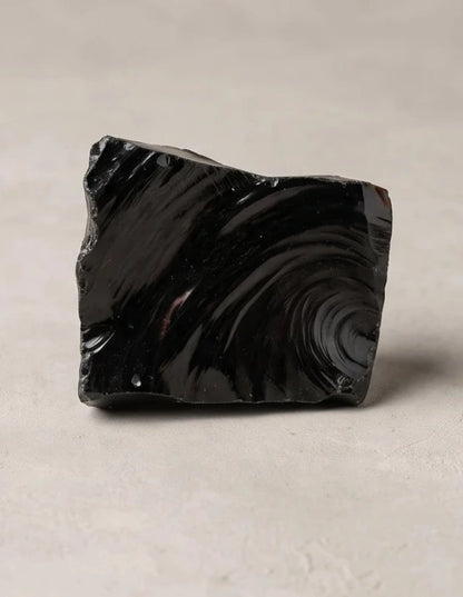 Neapstrādāts MELNAIS OBSIDIĀNS | Spēcīgs aizsardzības un attīrīšanas kristāls
