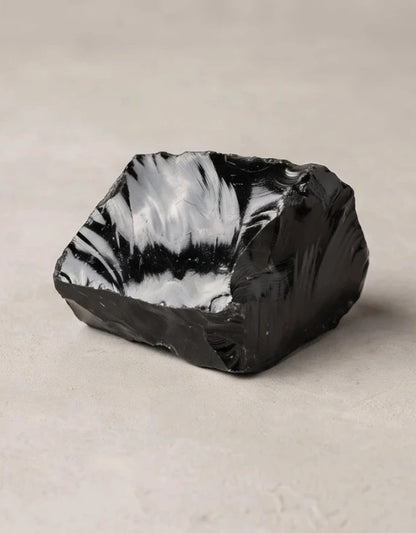 Neapstrādāts MELNAIS OBSIDIĀNS | Spēcīgs aizsardzības un attīrīšanas kristāls