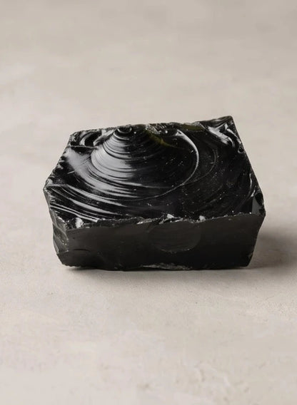 Neapstrādāts MELNAIS OBSIDIĀNS | Spēcīgs aizsardzības un attīrīšanas kristāls