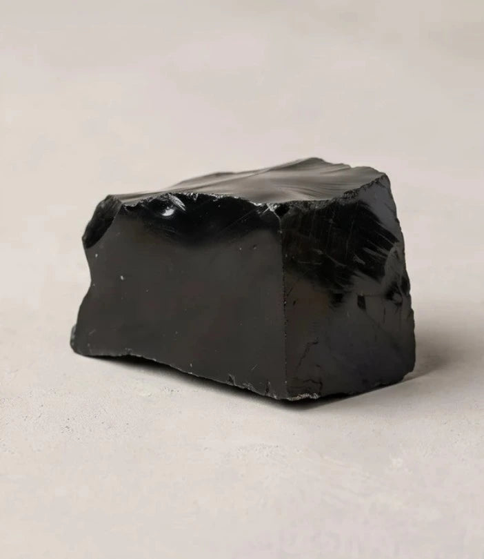 Puspulēts MELNAIS OBSIDIĀNS | Spēcīgs aizsardzības un attīrīšanas kristāls