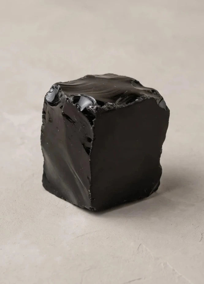 Puspulēts MELNAIS OBSIDIĀNS | Spēcīgs aizsardzības un attīrīšanas kristāls