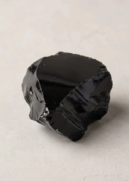 Puspulēts MELNAIS OBSIDIĀNS | Spēcīgs aizsardzības un attīrīšanas kristāls